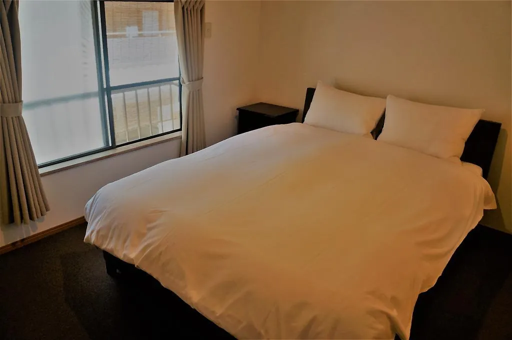 Sanjyo Karasuma No Yado Suzuran Villa Kyoto 0*,  Japan